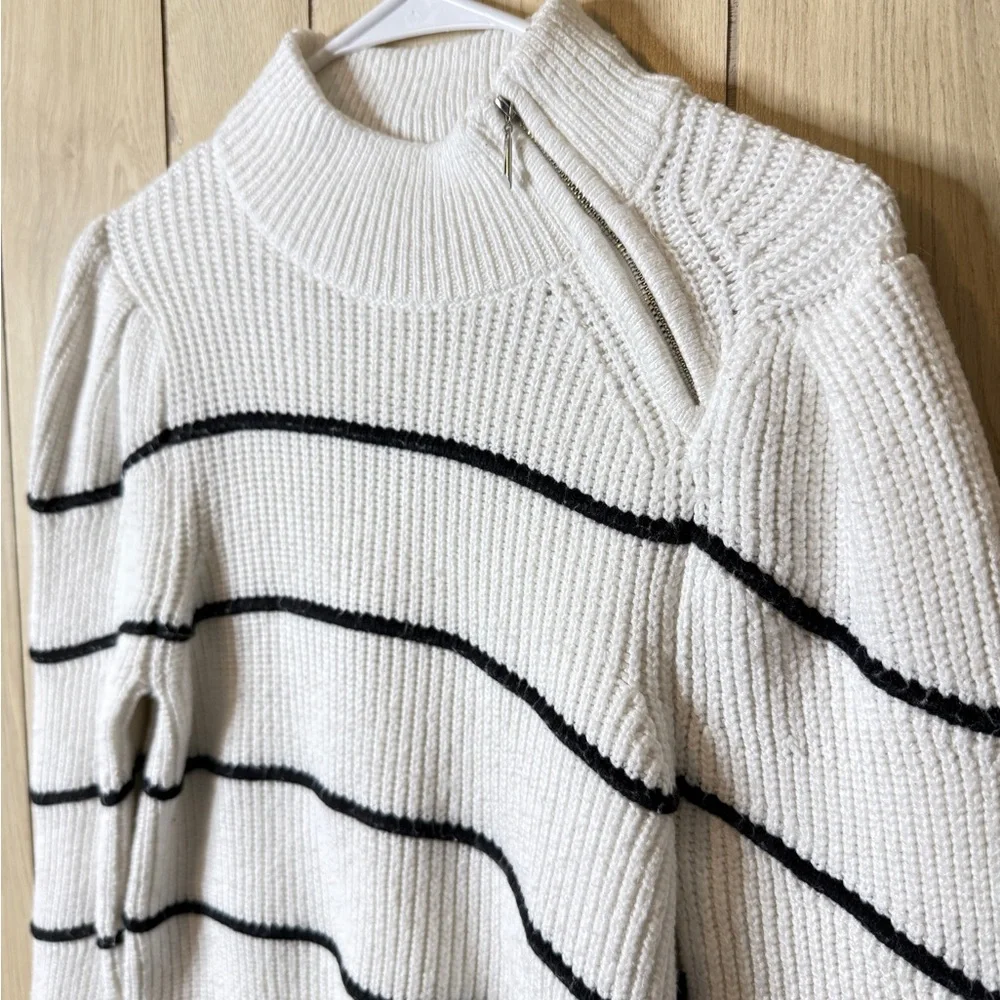 White House Black Market Sweater - Picture 3 of 9